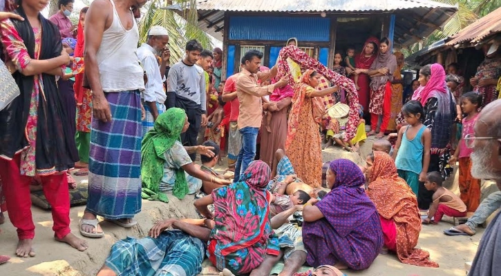 বাগেরহাটে ঘেরের মাটি কাটাকে কেন্দ্র করে দুই পক্ষের সংঘর্ষ, আহত ২৫